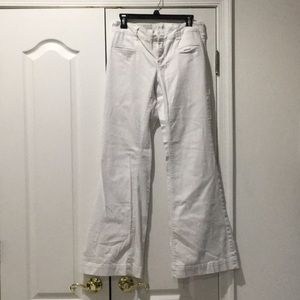 Cache 6 white stretch denim slight flare jean guc